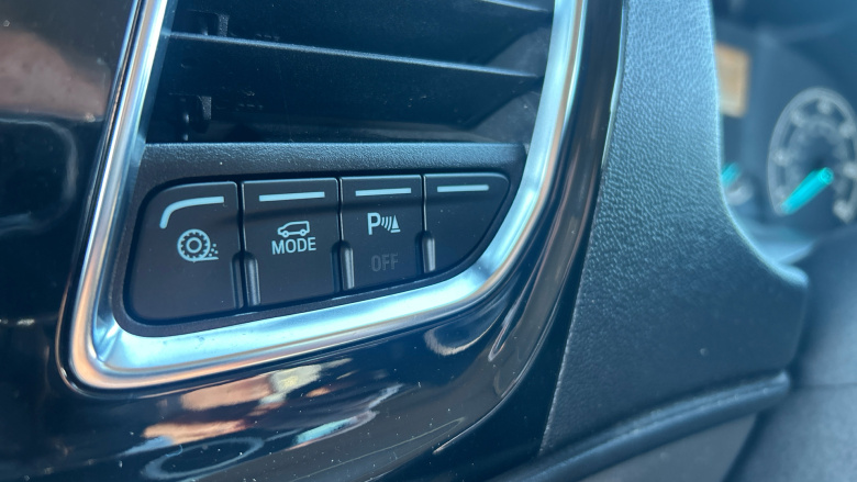 Ford Transit Custom 300 L2 Diesel Fwd 2.0 EcoBlue 130ps Low Roof Limited Van Auto